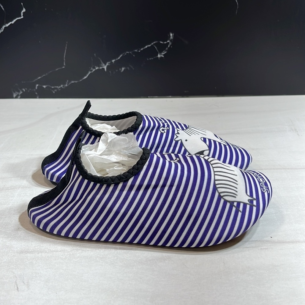 Unbranded Kid’s Water Shoes Purple/White sz 12/13 - Picture 4 of 7
